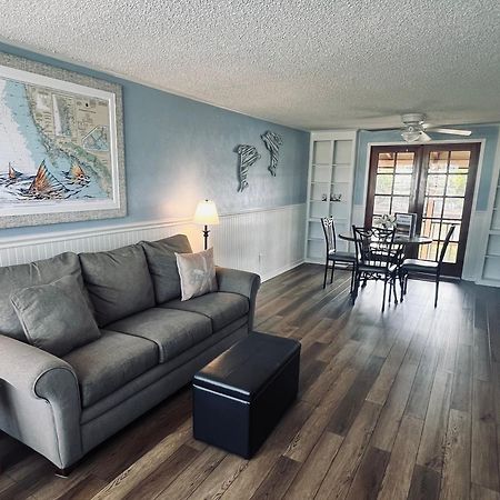 River Wilderness Waterfront Cabins إيفرغليدز سيتي المظهر الخارجي الصورة
