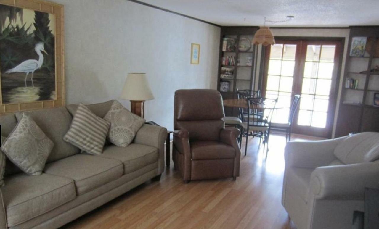 River Wilderness Waterfront Cabins إيفرغليدز سيتي المظهر الخارجي الصورة